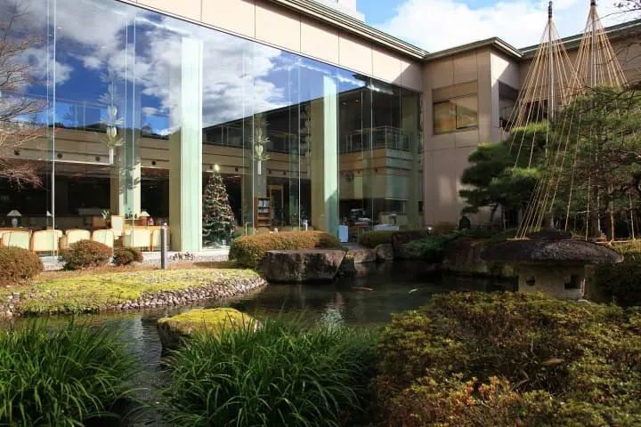 A Two-Day Tour In Matsumoto And Takayama With One Economical Pass!