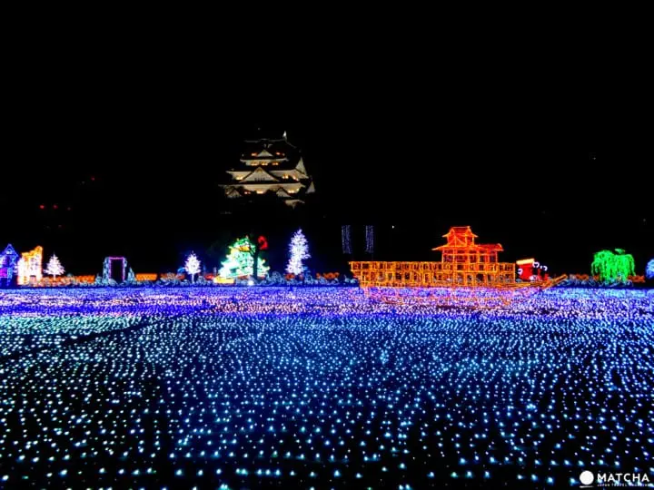 ชมแสงสีอันตระการตายามค่ำคืนของไฟประดับ ณ ปราสาทโอซาก้า