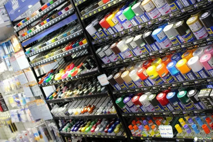 プラモデルから美少女フィギュアまで最大級の品揃え！総合ホビーショップ「コトブキヤ秋葉原館」の全フロアをご紹介