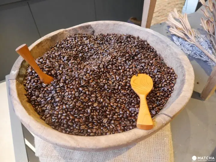 星巴克严岛表参道店