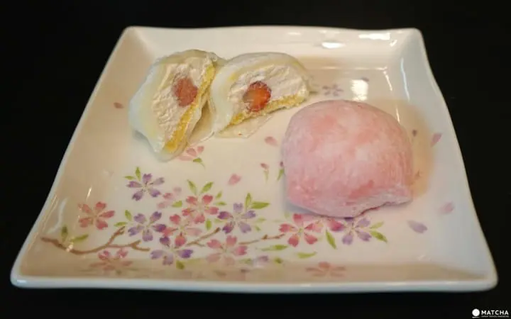 Winter Limited! 11 Strawberry Flavored Items At The Convenience Store