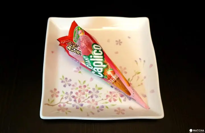 Winter Limited! 11 Strawberry Flavored Items At The Convenience Store