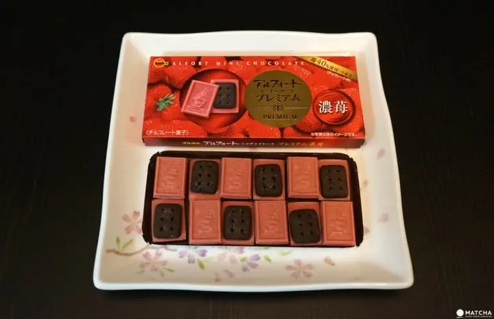 Winter Limited! 11 Strawberry Flavored Items At The Convenience Store