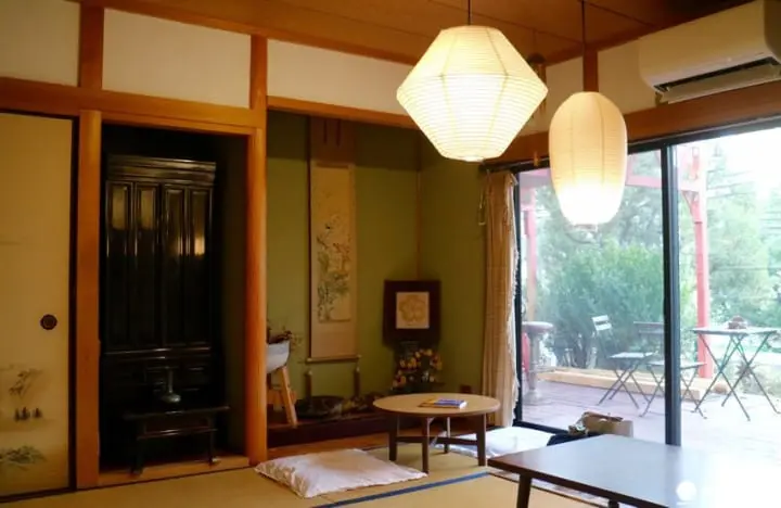 レトロな神戸を楽しもう！不思議空間・神戸のゲストハウス「ユメノマド」