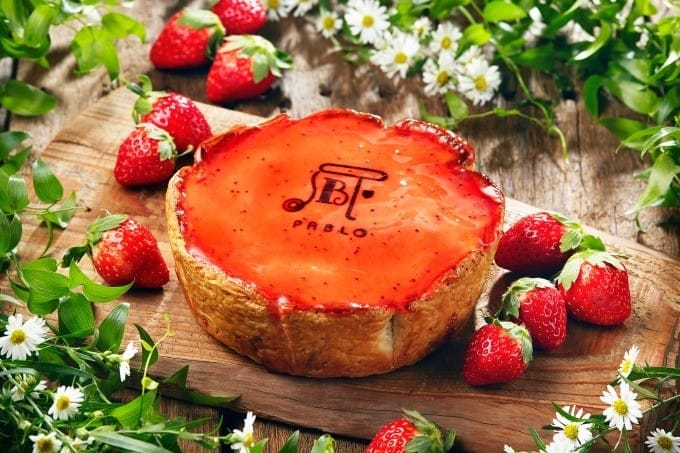 迎接酸甜草莓季,“PABLO”起司塔专门“烧烤草莓颗粒口味”清新上市