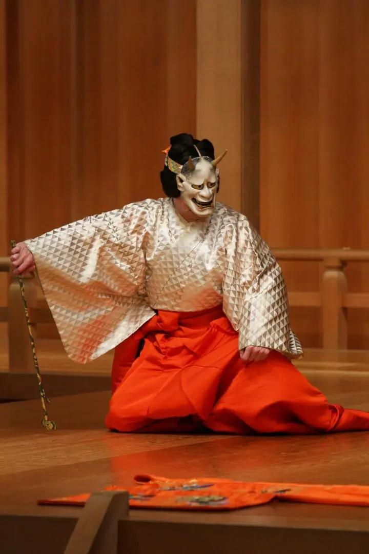 How To Enjoy Noh Theater - 3 Practical Tips