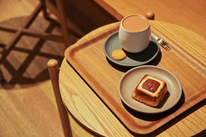 Top 5 Winter Cafes - Relaxing Cafes With Sweet Treats And Hot Drinks