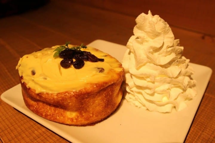 Top 5 Winter Cafes - Relaxing Cafes With Sweet Treats And Hot Drinks