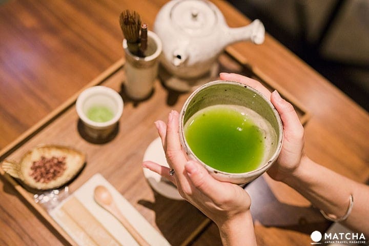 Do You Know Freshly Ground Green Tea? Taste Delicious Classic Green Tea in Osaka!