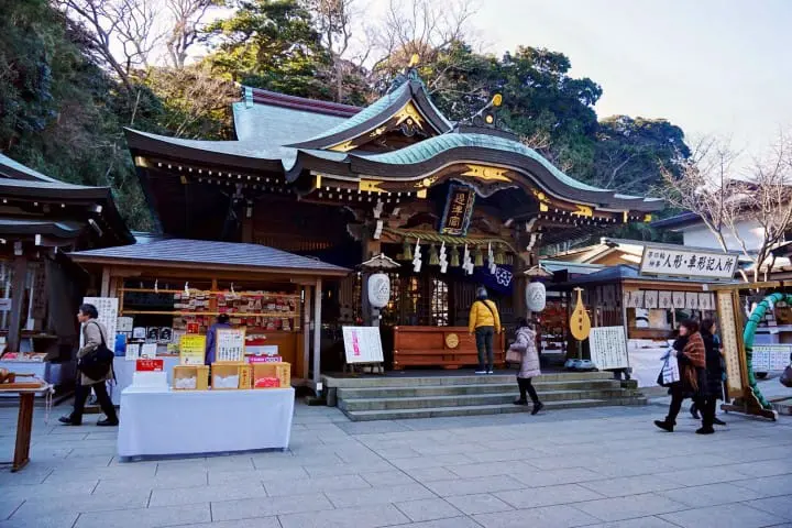 แผนเที่ยวคามาคุระและเอะโนะชิมะ ทั้งพระอาทิตย์ตกสุดสวย ไฟประดับสุดโรแมนติคติดอันดับ!