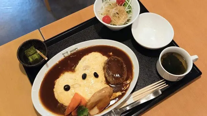 入乡随俗走和风 九州Snoopy茶房