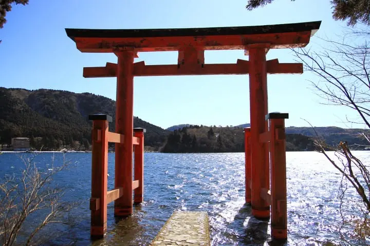 Purifying your body and mind at the Onsen heaven of Hakone