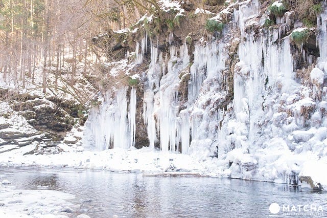 三十槌の氷柱