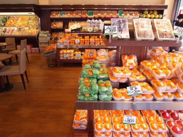 いたがき本店内-2