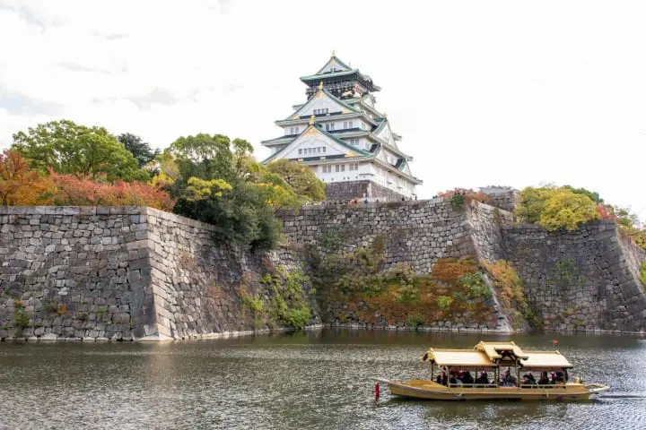 Osaka Castle: Highlights, Bargain Tickets, and Cherry Blossom Info!