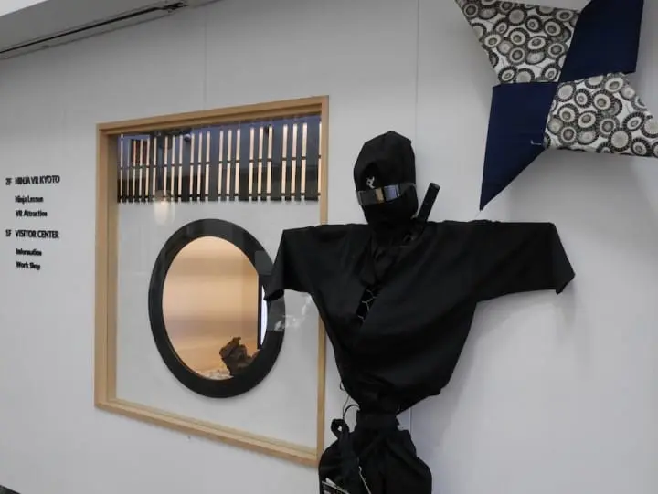 VRアトラクションが人気！京都の町家「NINJA VR KYOTO」で忍者体験