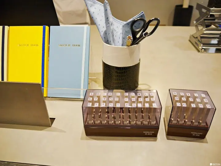 THINK OF THINGS烫金印字服务