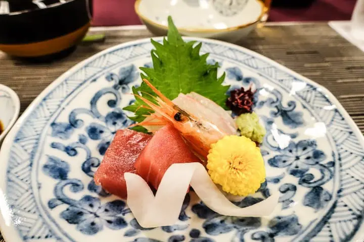 【滋賀】超近京都的溫泉旅館 雄琴溫泉びわ湖花街道