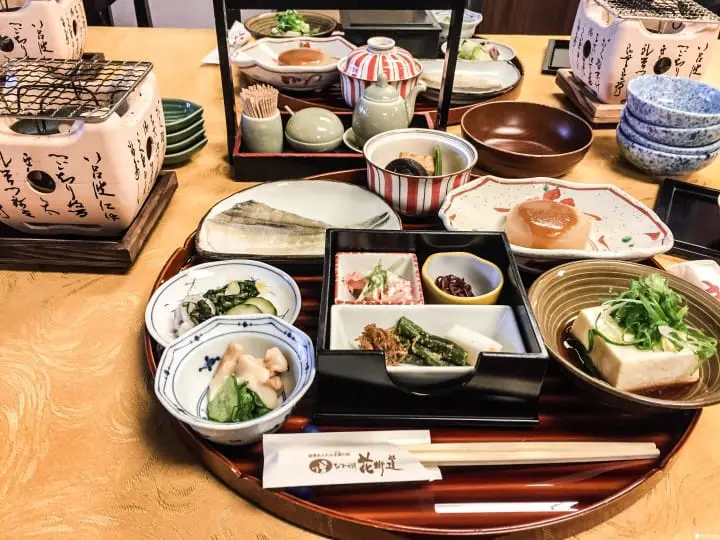 【滋賀】超近京都的溫泉旅館 雄琴溫泉びわ湖花街道