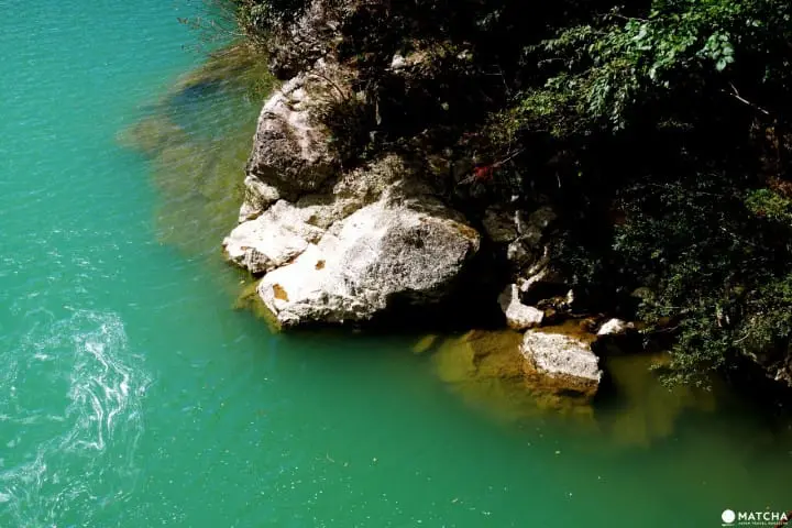 秋田角館抱返溪谷