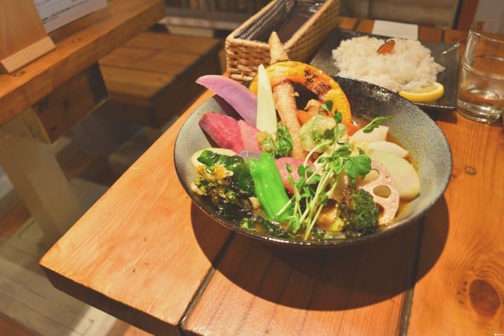 『橫濱』使用大量在地蔬菜,色香味俱全的湯咖哩「kifuku」