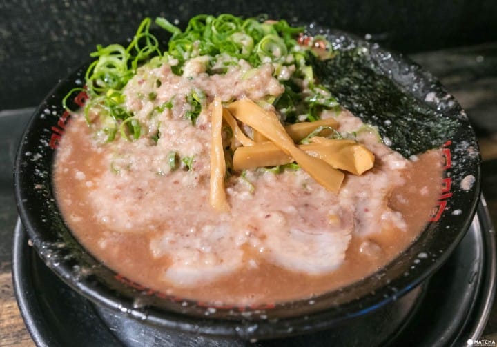 無鉄砲 大阪店のとんこつチャーシューめん