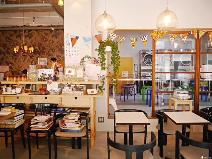 喫茶洗衣店店內