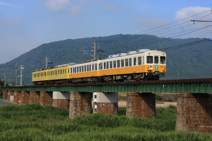 高松定番一日旅!讓海豚電車「琴平電鐵」帶你一起玩下去