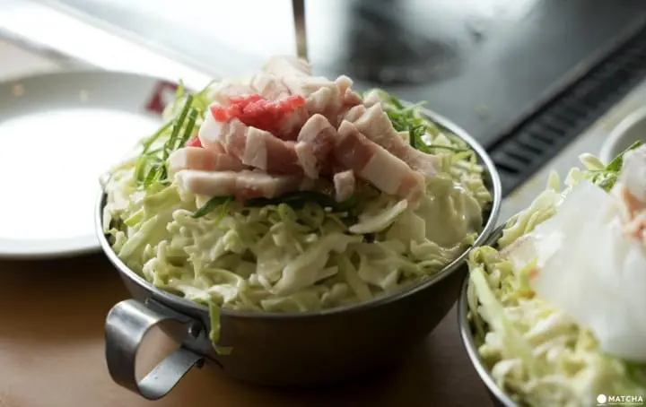 Okonomiyaki Tsuruhashi Fugetsu - Osaka Comfort Food With A Great View