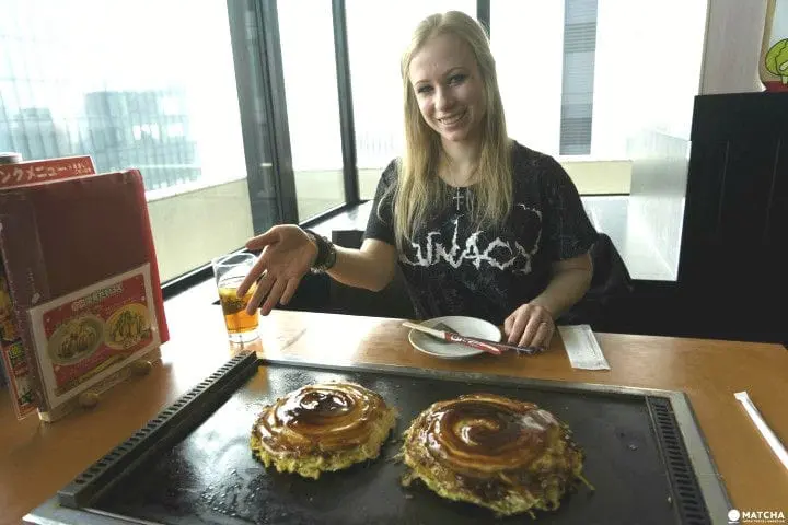 Okonomiyaki Tsuruhashi Fugetsu - Osaka Comfort Food With A Great View!
