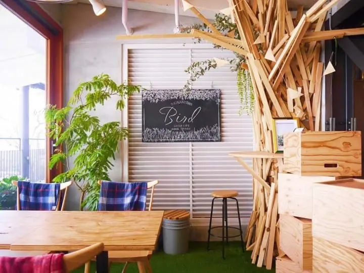 bird cafe露天座位