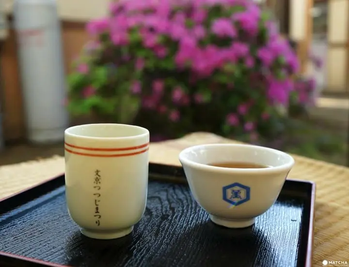 Amazake at Nezu Shrine