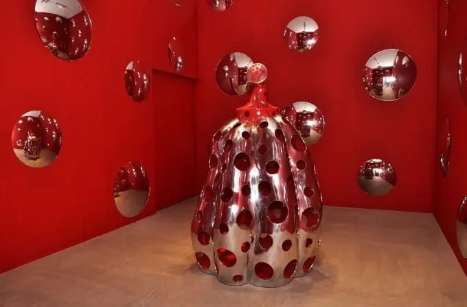 京都祇園 草間彌生 南瓜