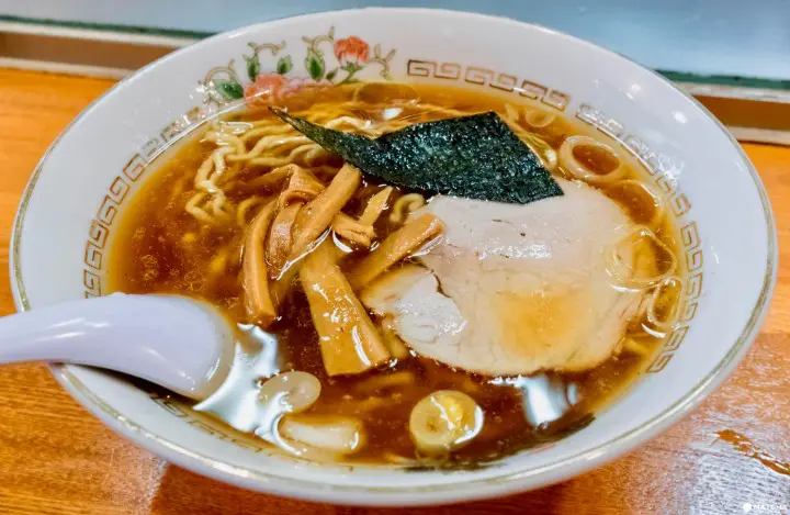 日本のラーメンを徹底解説！ラーメンの魅力とその注文方法、食べ方などまとめ