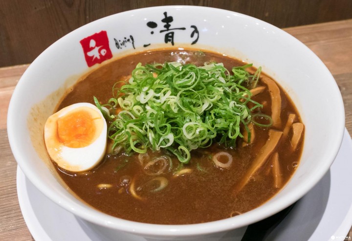 日本のラーメンを徹底解説!ラーメンの魅力とその注文方法、食べ方などまとめ