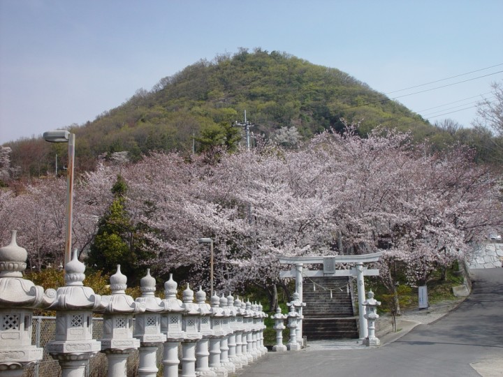 白山神社
