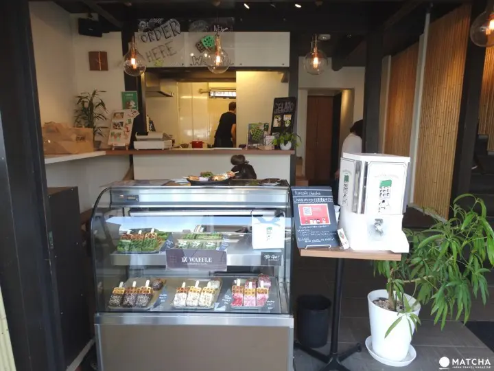 訪京都必吃新甜點　冰棒鬆餅小巧不沾手