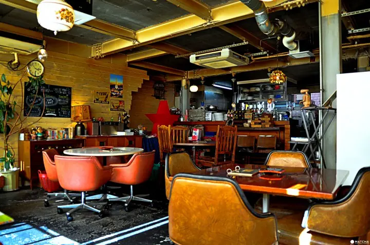 中崎町cafebarmarble内部