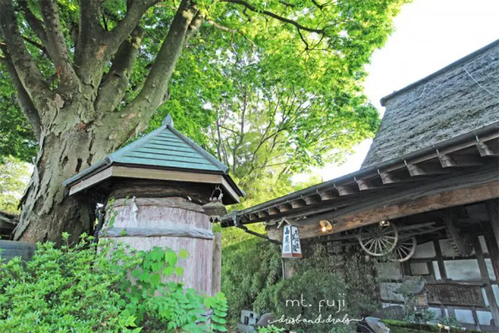 富士山下！到百年茅葺屋享传统端炉烧：山麓园 Sanrokuen