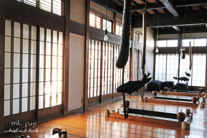 富士山下!到百年茅葺屋享傳統端爐燒:山麓園 Sanrokuen