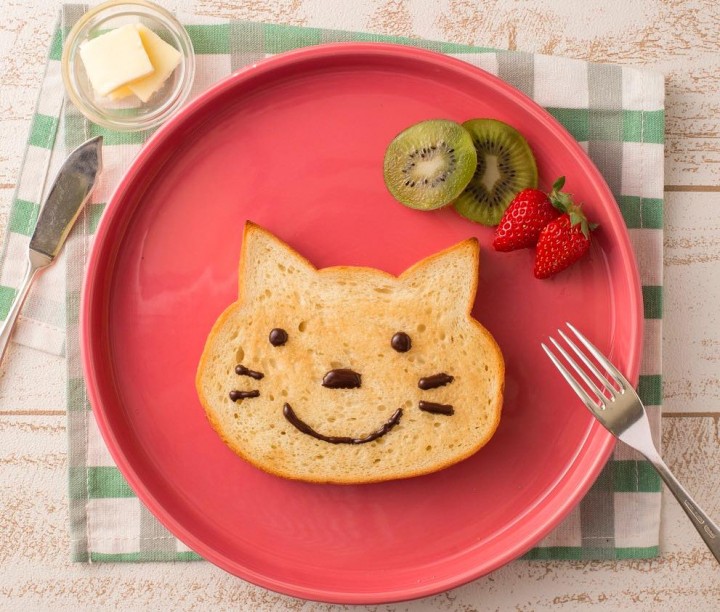 Osaka's Cutest Bread - Blue Jean Bakery's Cat-Shaped Baked Goods