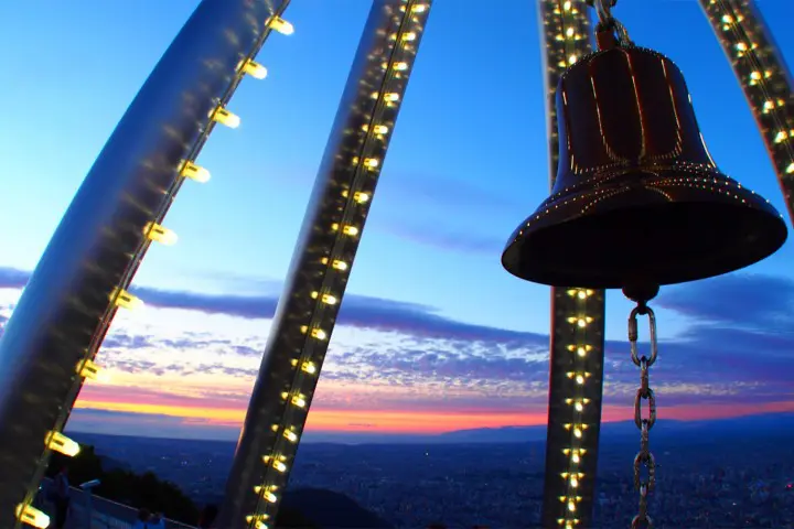 幸せの鐘