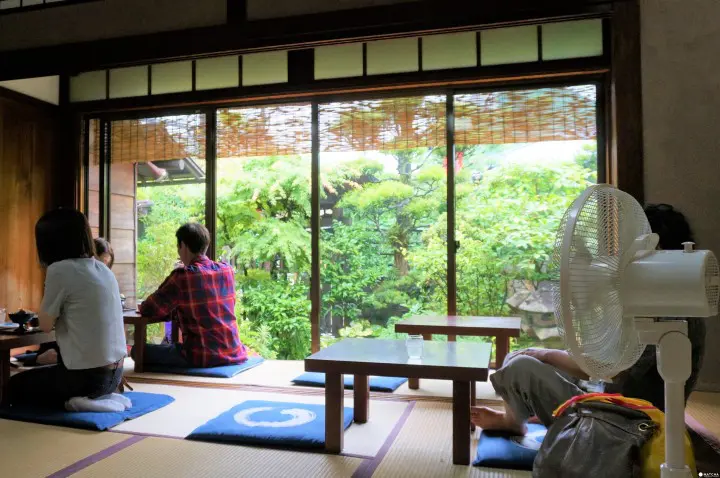 『鎌倉』隱身鐵道旁的祕境甘味處——無心庵