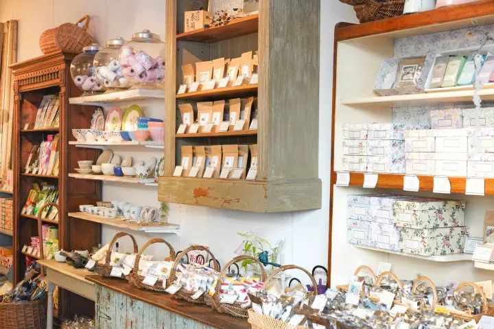中野伴手禮OHSHI日本茶店環境
