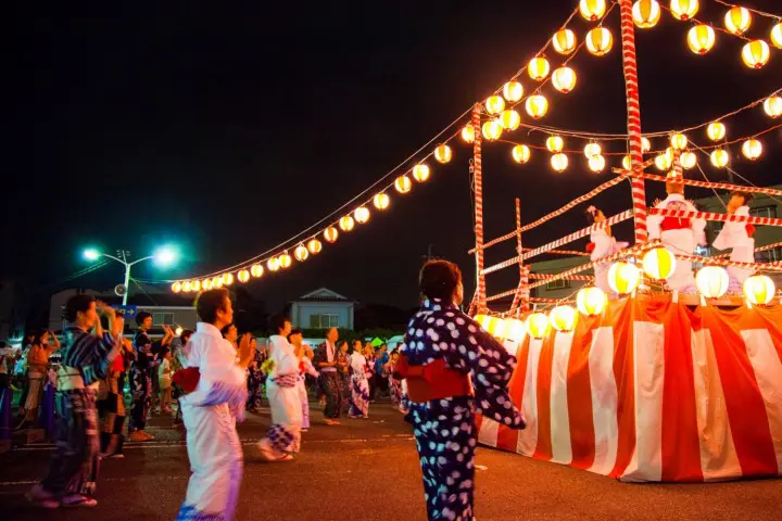 เกร็ดความรู้ภาษาญี่ปุ่น "โอบ้ง" วันที่ผู้ล่วงลับจะกลับมา