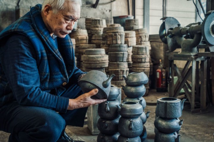 盛冈 职 人
