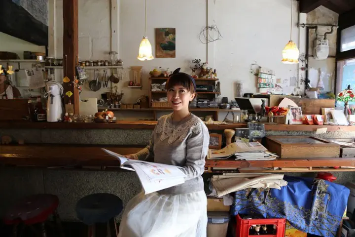 京都・中京，町家咖啡馆与迷人松饼香：雨林舍