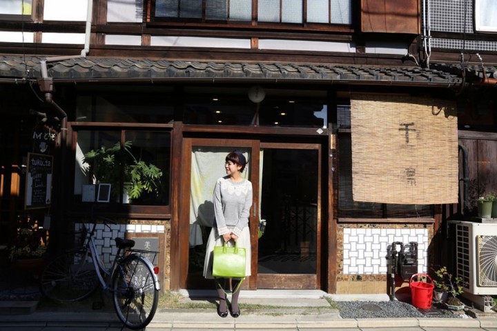 京都・中京,町家咖啡馆与迷人松饼香:雨林舍