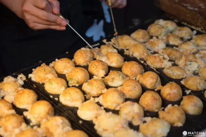Top 5 Local Delicacies To Eat When In Dotonbori, Osaka