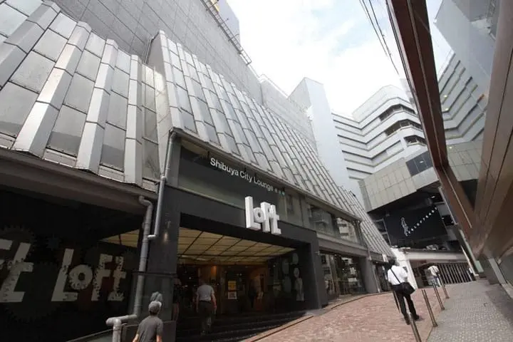 มาญี่ปุ่นหน้าร้อนต้องซื้ออะไร!? รวมข้อมูล Summer Sale ของร้านดังไว้ที่นี่แล้ว!